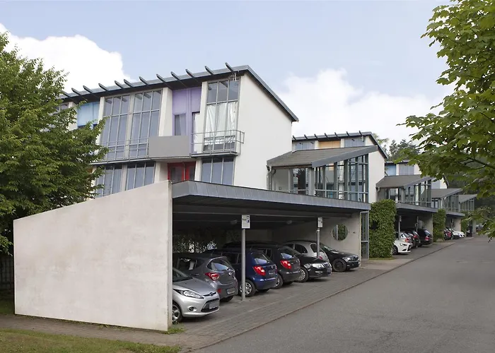 Ξενοδοχείο Westside Living 4*